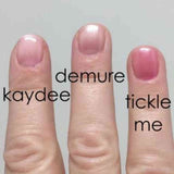 Acquarella Demure op nagels | INDISHA 