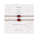 A Beautiful Story You & Me edelsteen armband kaart | Garnet | INDISHA